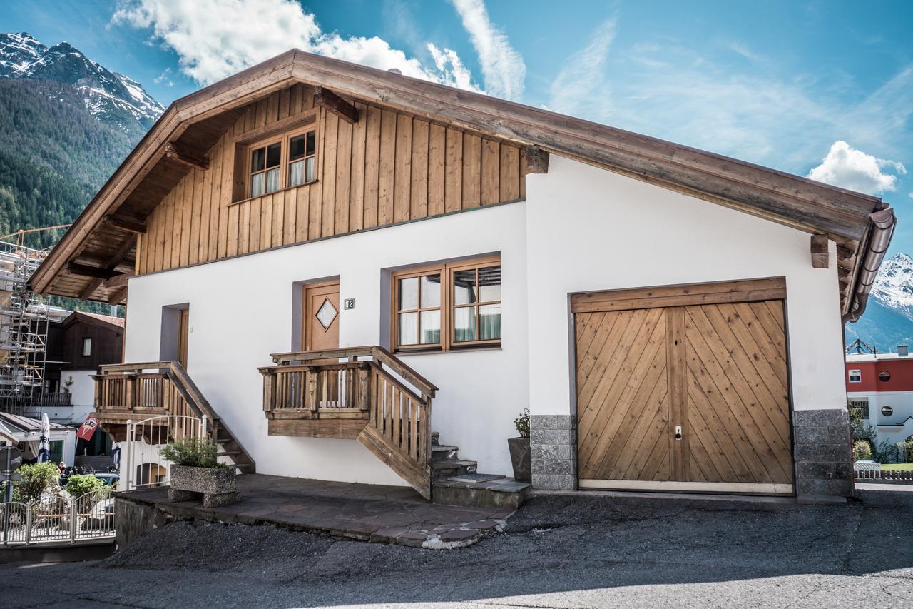 Haus Bacher Fulpmes Exterior foto